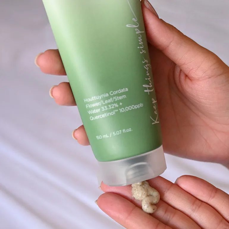 Mousse nettoyante en profondeur Heartleaf Quercetinol
