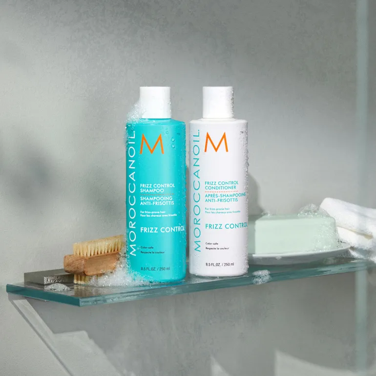 Shampooing anti-frisottis